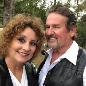 Meet your Posher, Carla